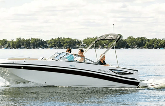 Hurricane 21 Runabout for cruising and skiing– Hidden Cove!