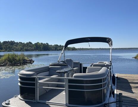 2023 Bennington 20SSR Luxury Pontoon