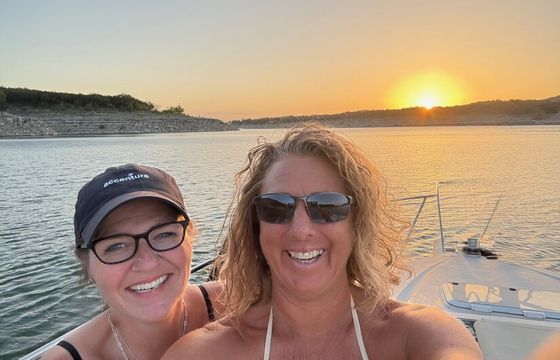 Cruise in Style – 45ft Regal Yacht on Lake Travis