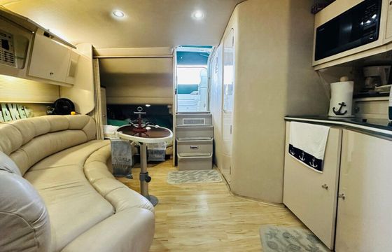 Cruise in Style – 45ft Regal Yacht on Lake Travis