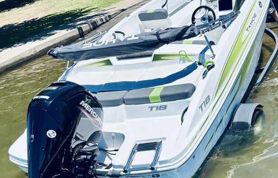 2024 Tahoe T18 with Tow Bar