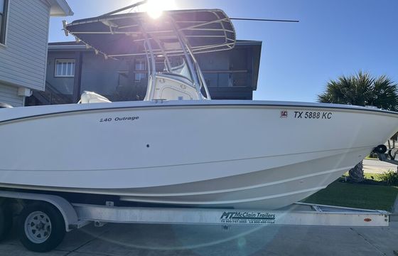 Legendary Boston Whaler 240 Outrage: Fish and Cruise!
