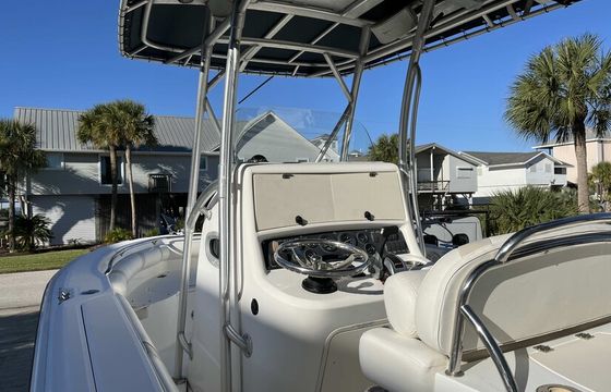 Legendary Boston Whaler 240 Outrage: Fish and Cruise!