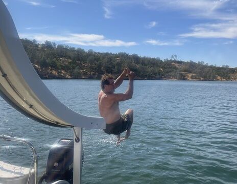 Private Tour of Lake Tulloch