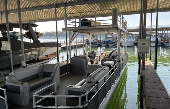The "vibe deck" 30ft double decker on lake austin