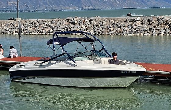 23' Bow Rider for Water Skiing/Tubing &amp; Cruising