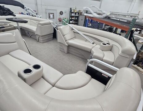 Pontoon Delivery to Lake within 30 mi of St Cloud included!