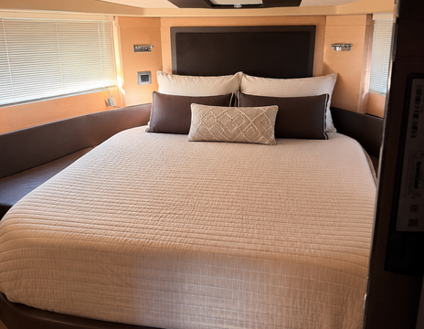 Luxury 44ft Cranchi Hardtop Italian Yacht