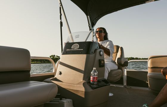 2025 PARTY BARGE® 16 DLX – Ultimate Fun at Joe Pool Lake