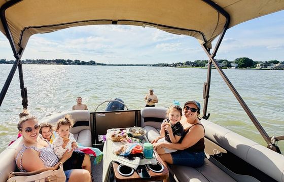 Luxury Pontoon - Lake Conroe, Houston - Family Tubing Fun or Relaxing