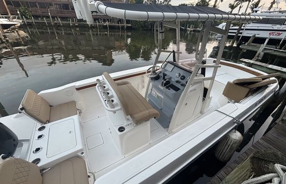 22ft Center Console