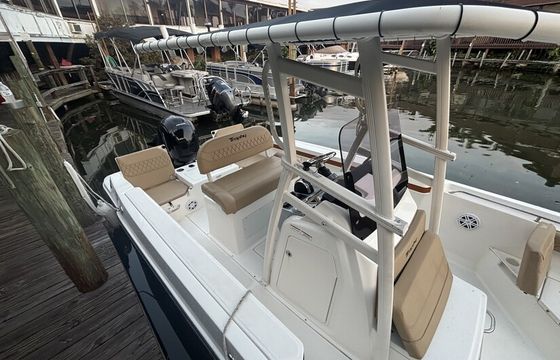 22ft Center Console