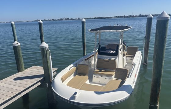 22ft Center Console