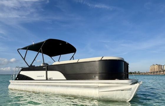 Seaworthy Skipper - Luxurious Crest Tritoon for Crab Island