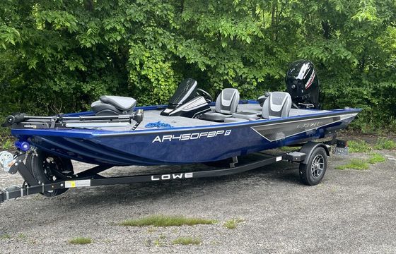 2026 Lowe Stinger 175c   90hp Mercury 4stroke