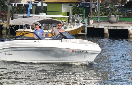 Rinker Q3 23' 12 ppl in HOLLYWOOD