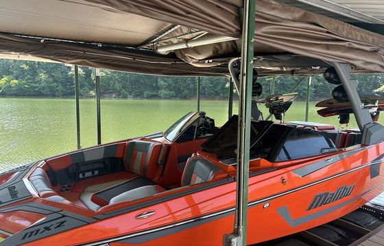 Malibu Wakesetter 23 MXZ