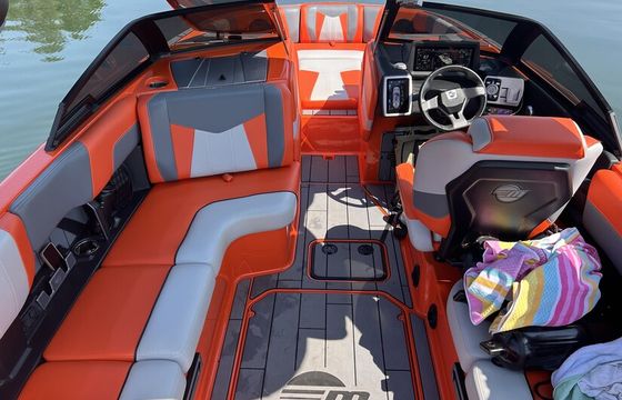 Malibu Wakesetter 23 MXZ