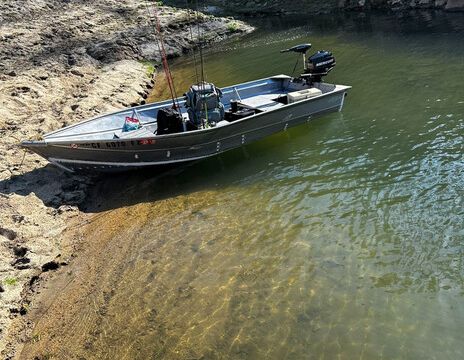 ALUMINUM FISHER BOAT 15ft – Dual Motor Fishing Machine