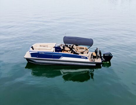 2026 Balise Pontoon (400HP) - Captained Pontoon Charters