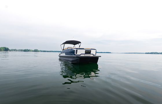2026 Balise Pontoon (400HP) - Captained Pontoon Charters