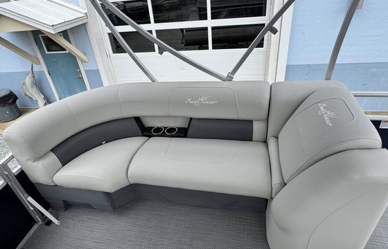 SunChaser 18' Vista Fish Pontoon – Available on Lake Livingston!