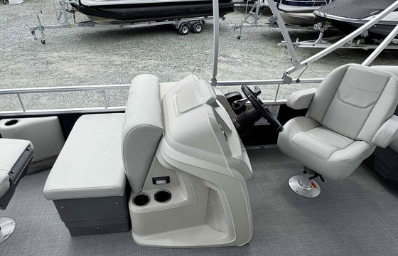 SunChaser 18' Vista Fish Pontoon – Available on Lake Livingston!