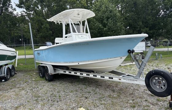 Sea Hunt 211 Ultra- Perfect for Charleston’s Waterways