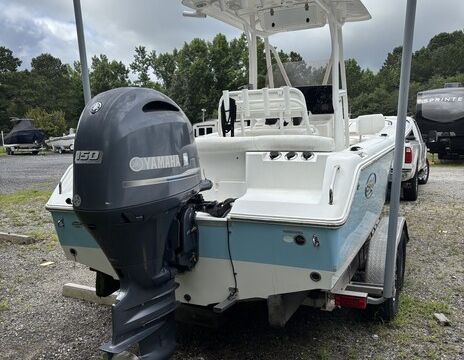 Sea Hunt 211 Ultra- Perfect for Charleston’s Waterways
