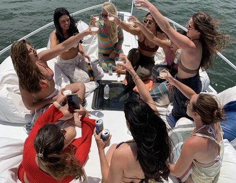 Luxury 40ft Party Yacht fully licensed W/ Capt. -BYOB 12 guests!