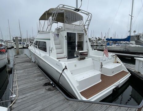Luxury 40ft Party Yacht fully licensed W/ Capt. -BYOB 12 guests!