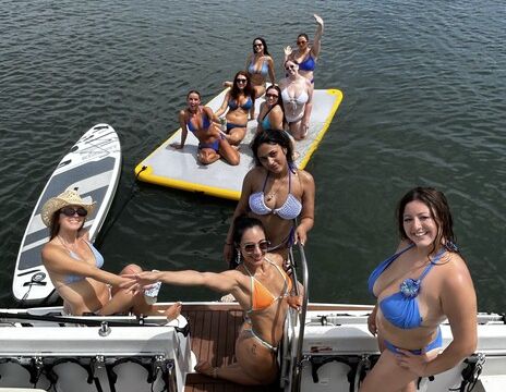 Luxury 40ft Party Yacht fully licensed W/ Capt. -BYOB 12 guests!