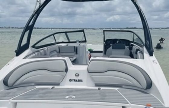 Beautiful 2023 Yamaha AR 190