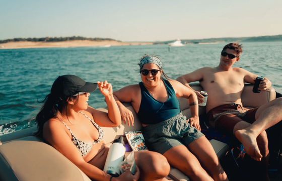 Lake Austin Tritoon (13 ppl max)