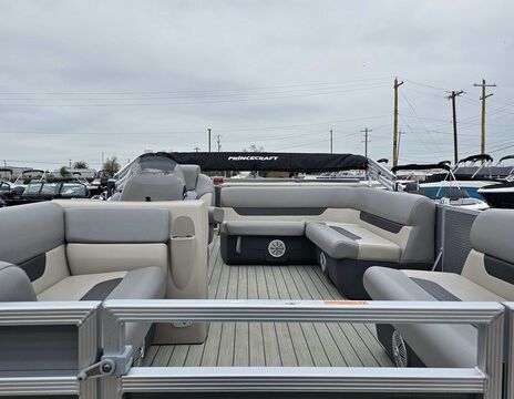 SunRipple 23 — Tritoontopia 23 ft tritoon