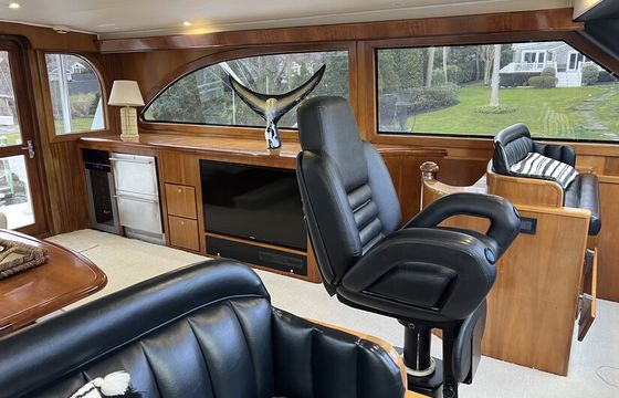 80' Roscioli Luxury Fishing &amp; Yacht Charter in Montauk &amp; Hamptons!