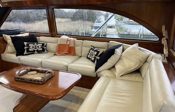 80' Roscioli Luxury Fishing &amp; Yacht Charter in Montauk &amp; Hamptons!