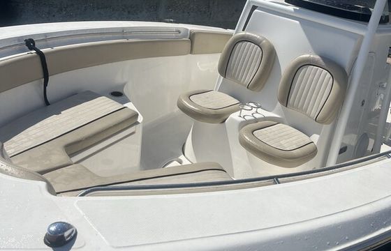 Enjoy a day on the water! 26ft Center Console w plenty of seating.
