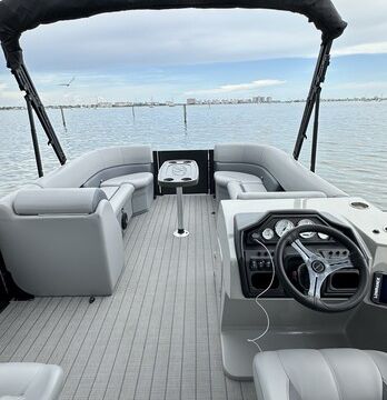 2025 Tritoon – Luxury | John's Pass, Egmont, Shell Key, St. Pete Beach