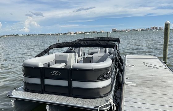 2025 Tritoon – Luxury | John's Pass, Egmont, Shell Key, St. Pete Beach