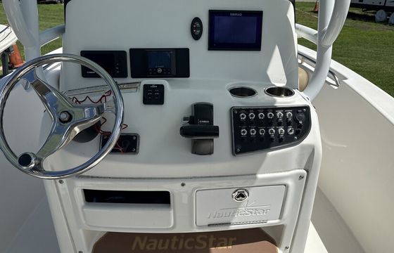20ft Nauticstar Boat rental | Ruskin, Tampa Bay Area Adventures