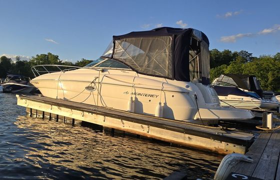 Where Summer Memories Are Made  - Beautiful, Clean 26 Foot Cruiser