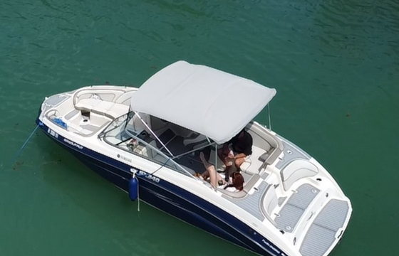Chartecito Miami boat
