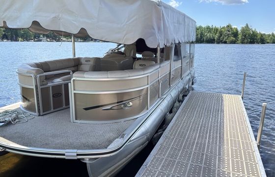 Wonderful 23 Ft Pontoon with Home Rental