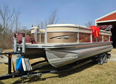 Wonderful 23 Ft Pontoon with Home Rental