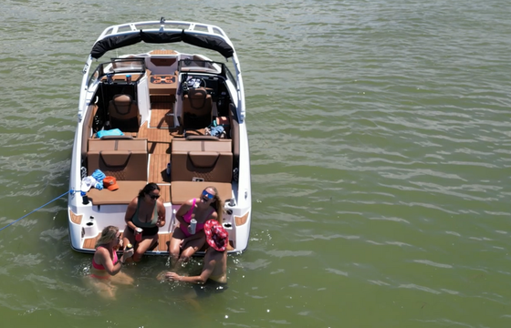 2025 Luxury 22 Foot Yamaha with Captain