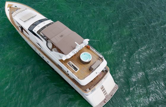 Free Hour // Luxury Azimut 100ft with Jacuzzi ("no hidden fees")