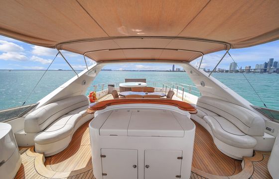 Free Hour // Luxury Azimut 100ft with Jacuzzi ("no hidden fees")
