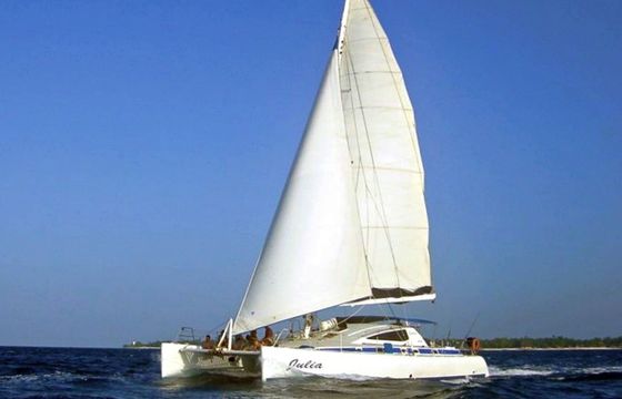 Admiral 50 Julia