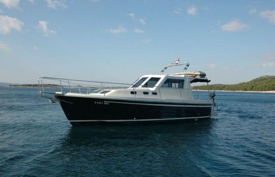 Adria 1002 Fjaka